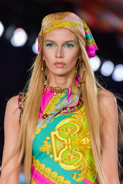 Look 71